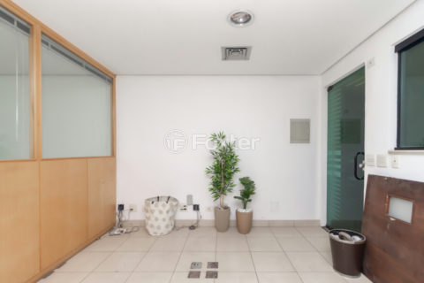 Image 4 - 1029390