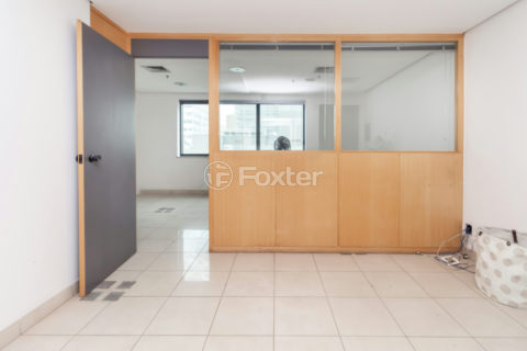 Image 3 - 1029390