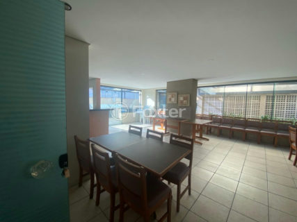 Image 10 - 1029391