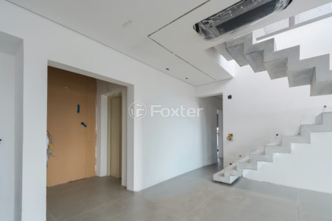 Image 9 - 1029392