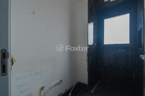 Image 25 - 1029392
