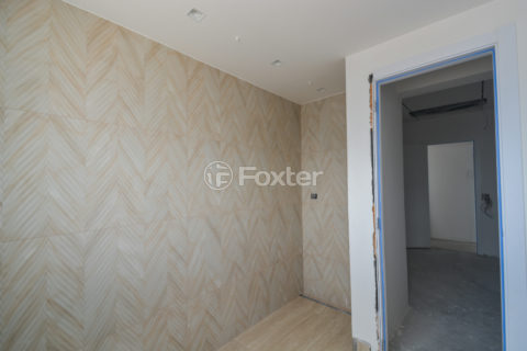 Image 21 - 1029392
