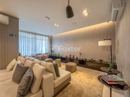 Image 4 - 1029393