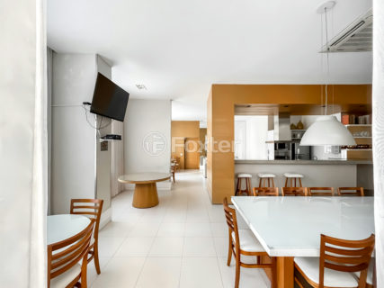 Image 44 - 1029394