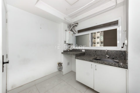 Image 19 - 1029394