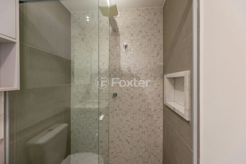 Image 17 - 1029395