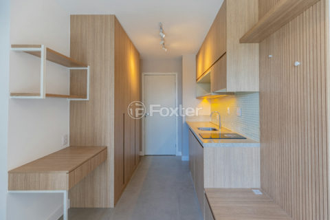 Image 23 - 1029395