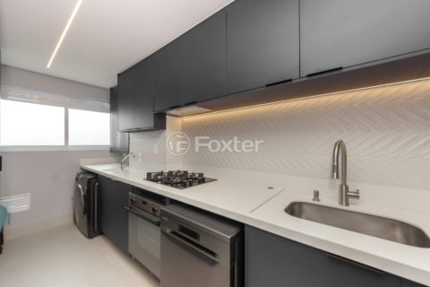 Image 21 - 1029398