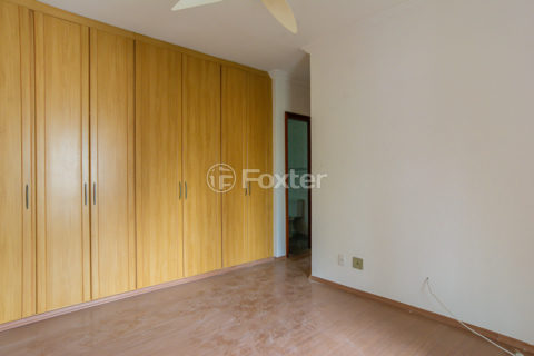 Image 20 - 1029421
