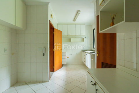 Image 30 - 1029421