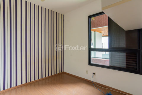Image 11 - 1029421
