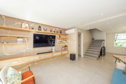 Image 33 - 1029425