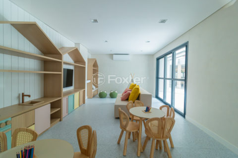 Image 10 - 1029432