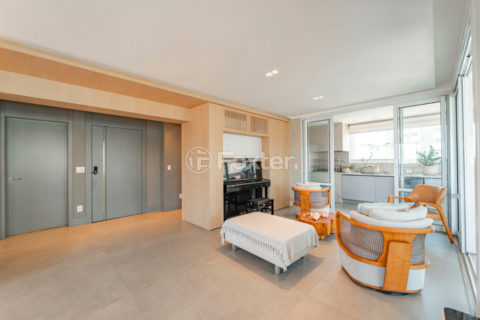 Image 7 - 1029456