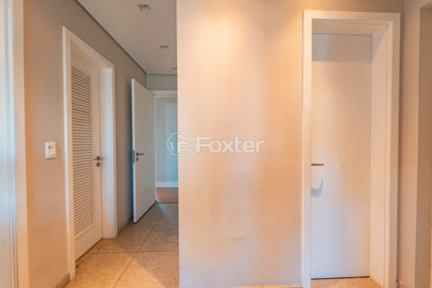 Image 33 - 1029456