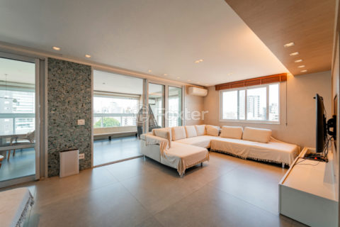 Image 3 - 1029456