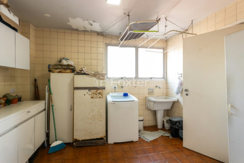 Image 28 - 1029458