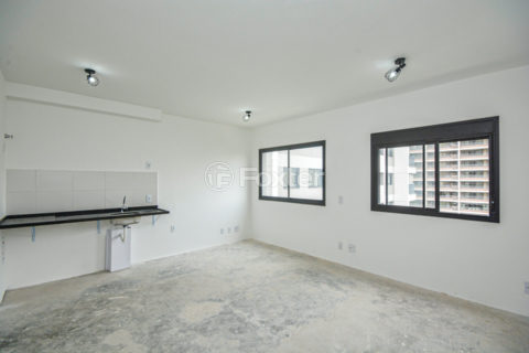 Image 3 - 1029461