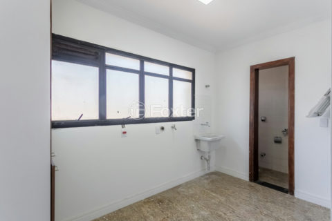 Image 32 - 1029469