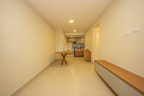 Image 10 - 1029517