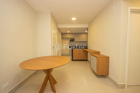Image 2 - 1029517