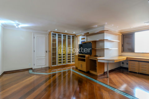 Image 38 - 1029522