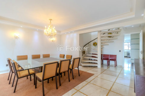 Image 7 - 1029522