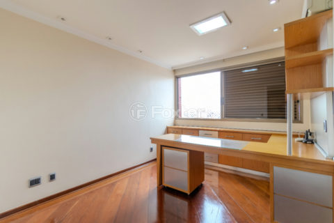 Image 30 - 1029522