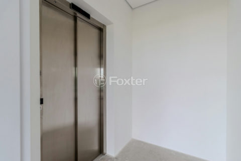 Image 22 - 1029532