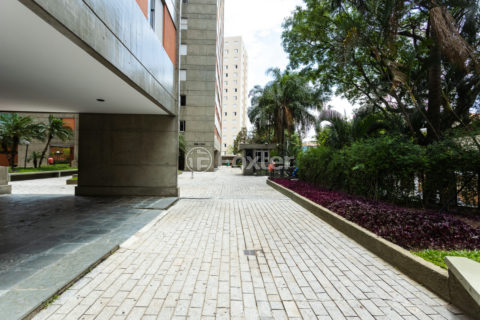 Image 32 - 1029534