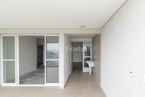 Image 8 - 1029537