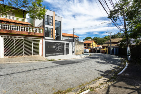 Image 31 - 1029546