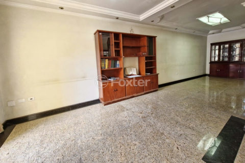 Image 17 - 1029577