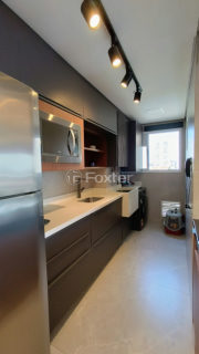 Image 6 - 1029595
