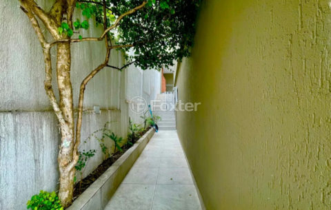 Image 3 - 1029600