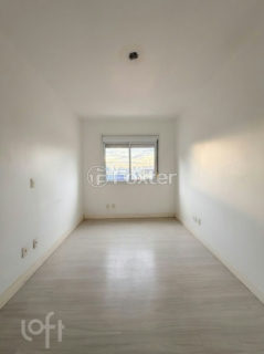 Image 4 - 1029656