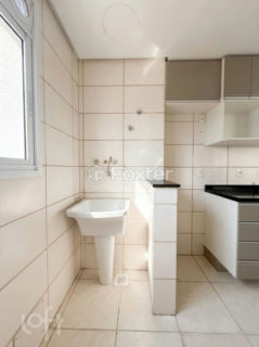 Image 9 - 1029656