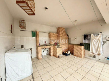 Image 8 - 1029676