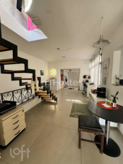 Image 11 - 1029698
