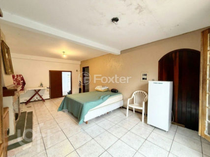 Image 3 - 1029766