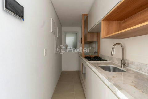 Image 6 - 1029806
