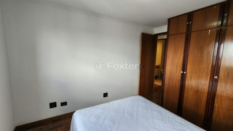 Image 30 - 1029856