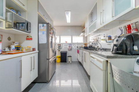 Image 22 - 1029874