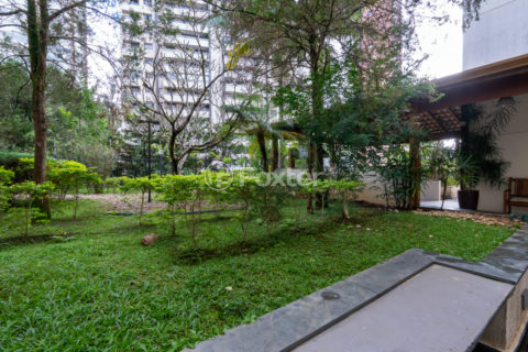 Image 32 - 1029881