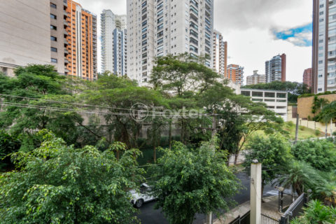 Image 11 - 1029881