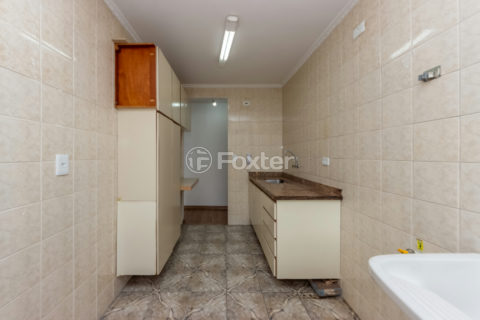 Image 10 - 1029886