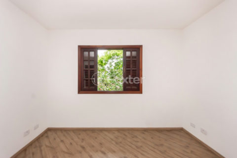 Image 32 - 1029890