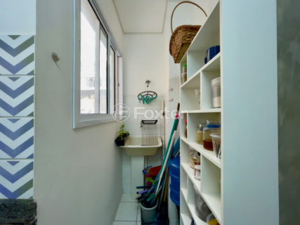 Image 9 - 1029892
