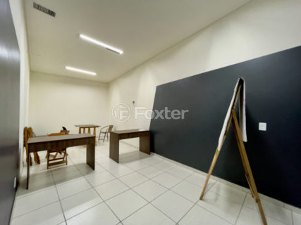 Image 32 - 1029892