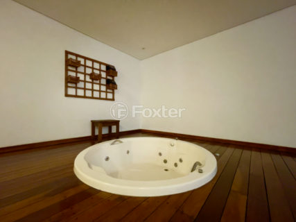 Image 23 - 1029892